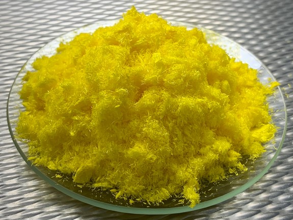 Crystals of 1-(2,5-dimethoxyphenyl)-2-nitropropene